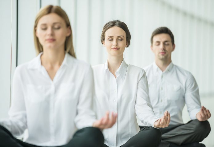 Ejercicios mindfulness en tu equipo laboral