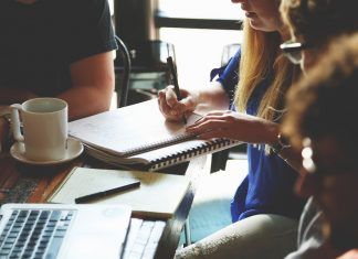 Los beneficios de compartir las ideas Los beneficios de compartir las ideas