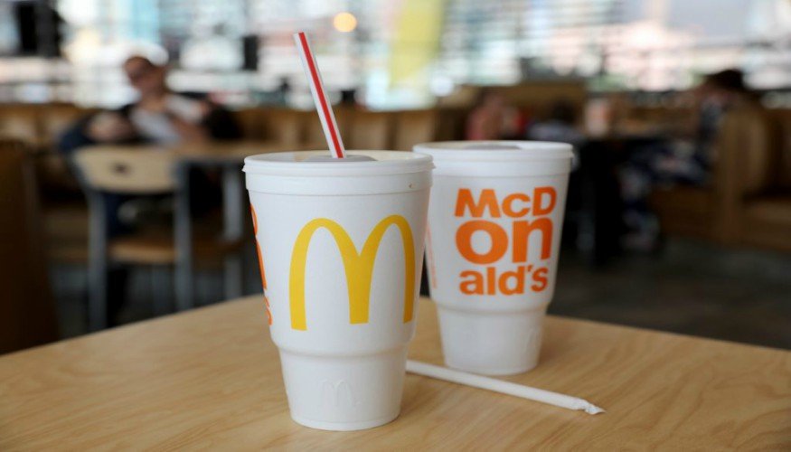 McDonald’s reducirá el uso de pajillas en sus restaurantes 