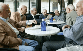 La jubilación de los autónomos: 122.000 trabajadores continúan trabajando más allá de los 65 años La jubilación de los autónomos: 122.000 trabajadores continúan trabajando más allá de los 65 años