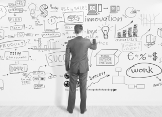 Estratega Digital Vs Community Manager estratega digital