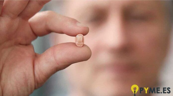 audífonos invisibles discapacidad auditiva