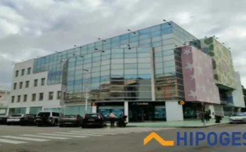 Hipoges formaliza la venta de un centro comercial