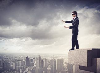 ¿Cómo emprender sin morir en el intento? Hoy en día emprender no es una tarea fácil. Automáticamente se vienen a la mente más contras que pro.